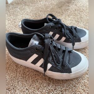 Adidas Nizza Sneakers Women’s 7.5 (only worn a few times)